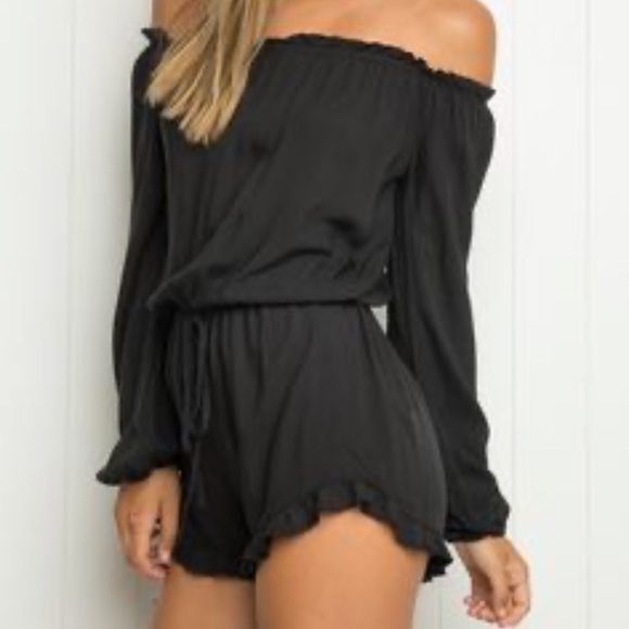 NWT & NWOT Audrey 3+1 shorts Romper off shoulder - Picture 2 of 10